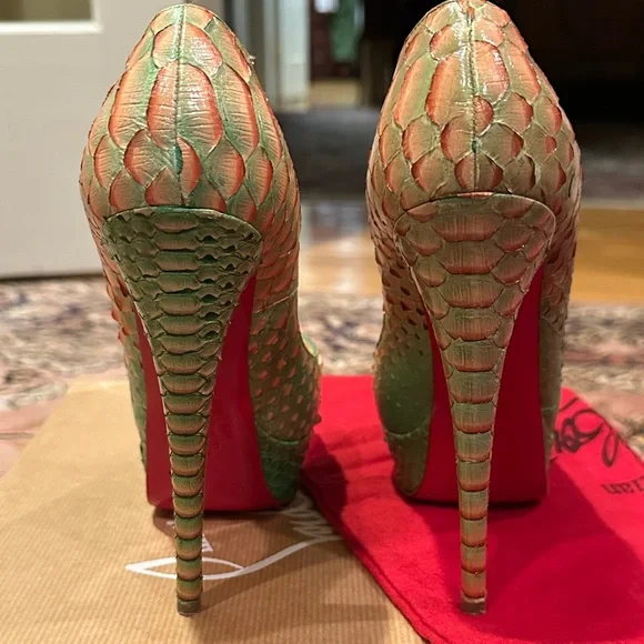 Christian Louboutin Scaled Green and Orange Heels - Picture 3 of 4